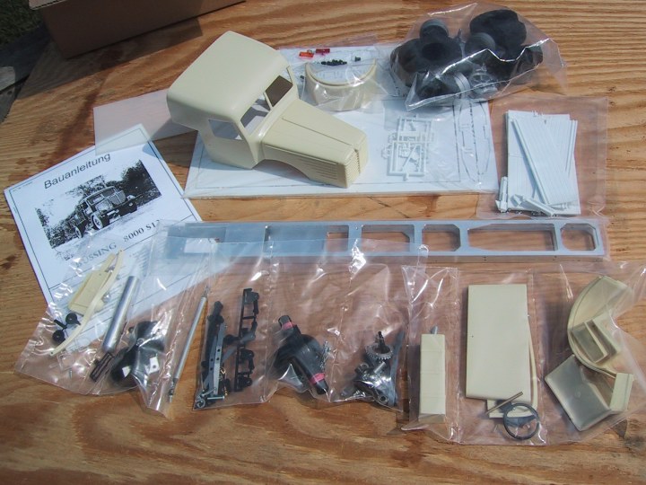Krupp Titan and Buessing 1/16